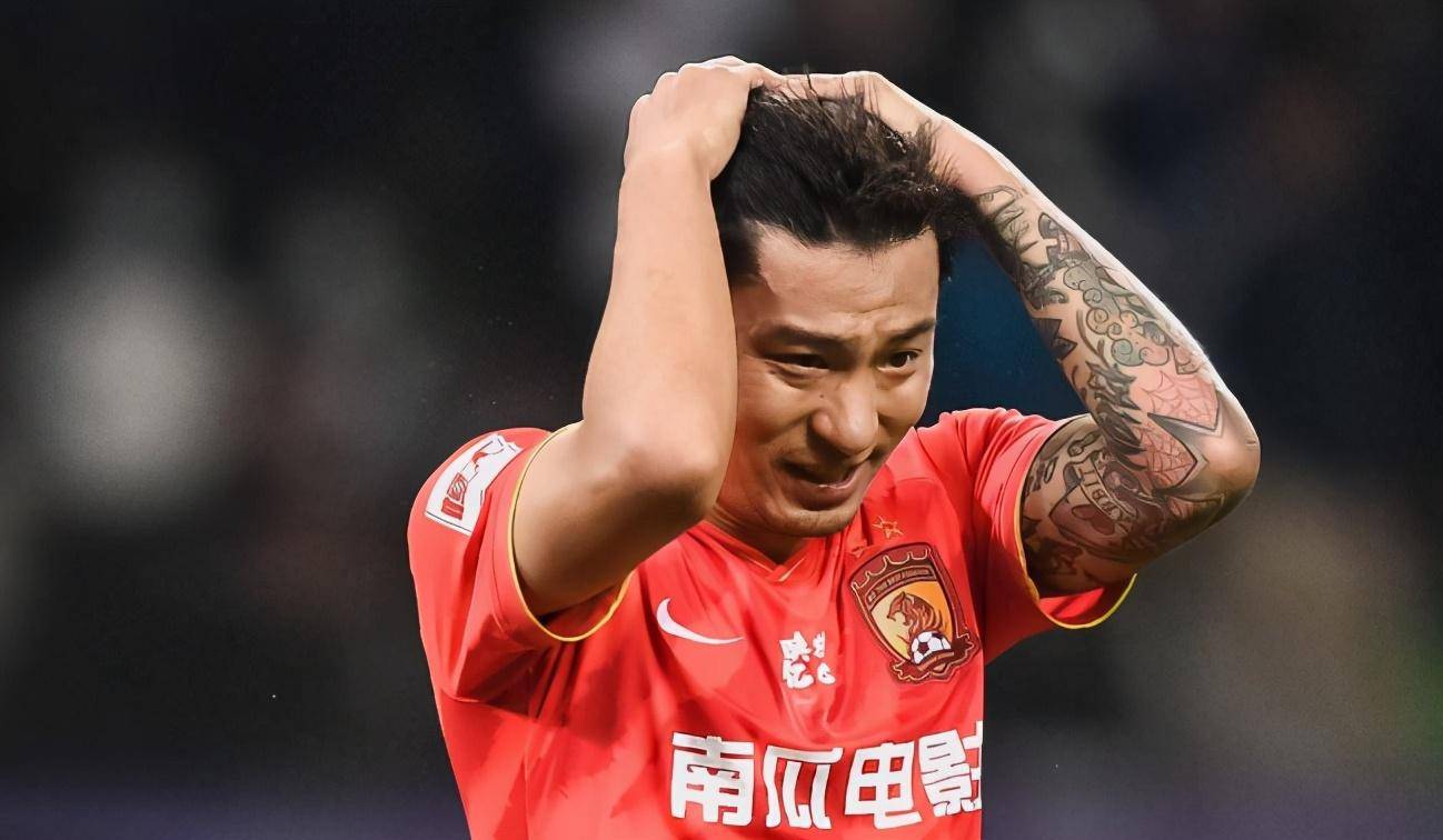 开云体育官网-恒大队员表现出色，赢得掌声