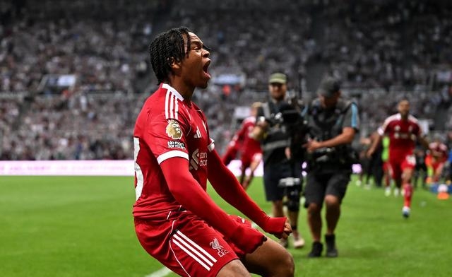 开云体育APP下载-利物浦客场大胜伯恩利，保持英超领先不变的简单介绍