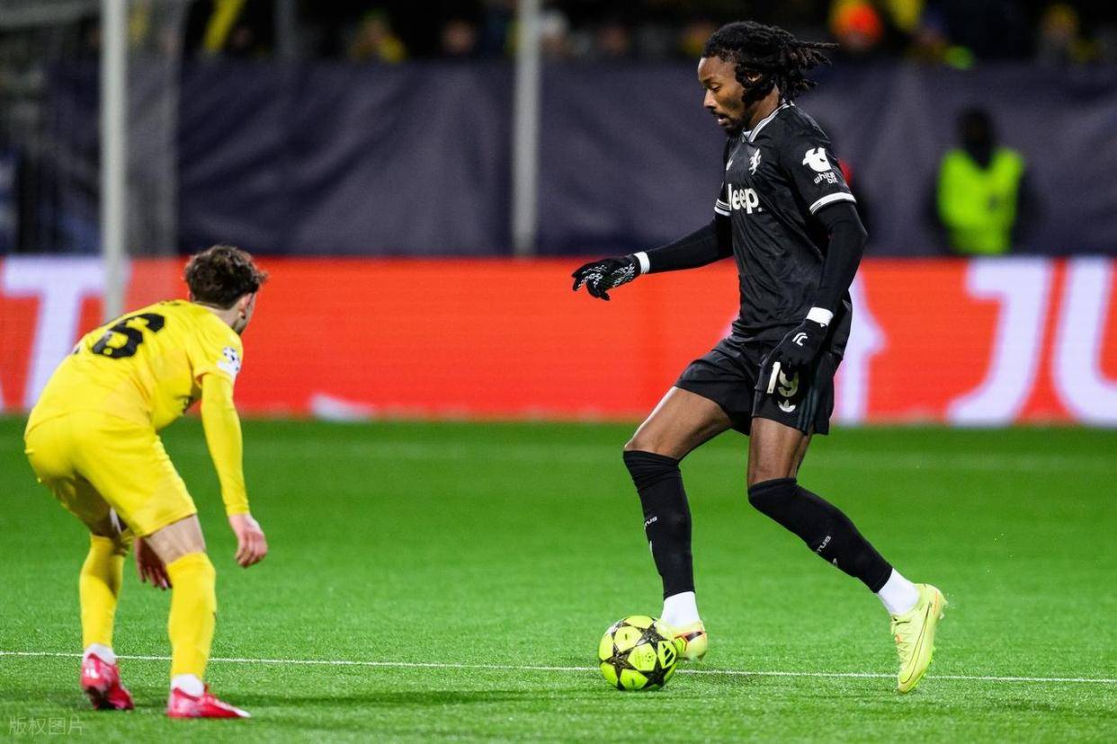 乌迪内斯中场持续进球，成为得分王的简单介绍